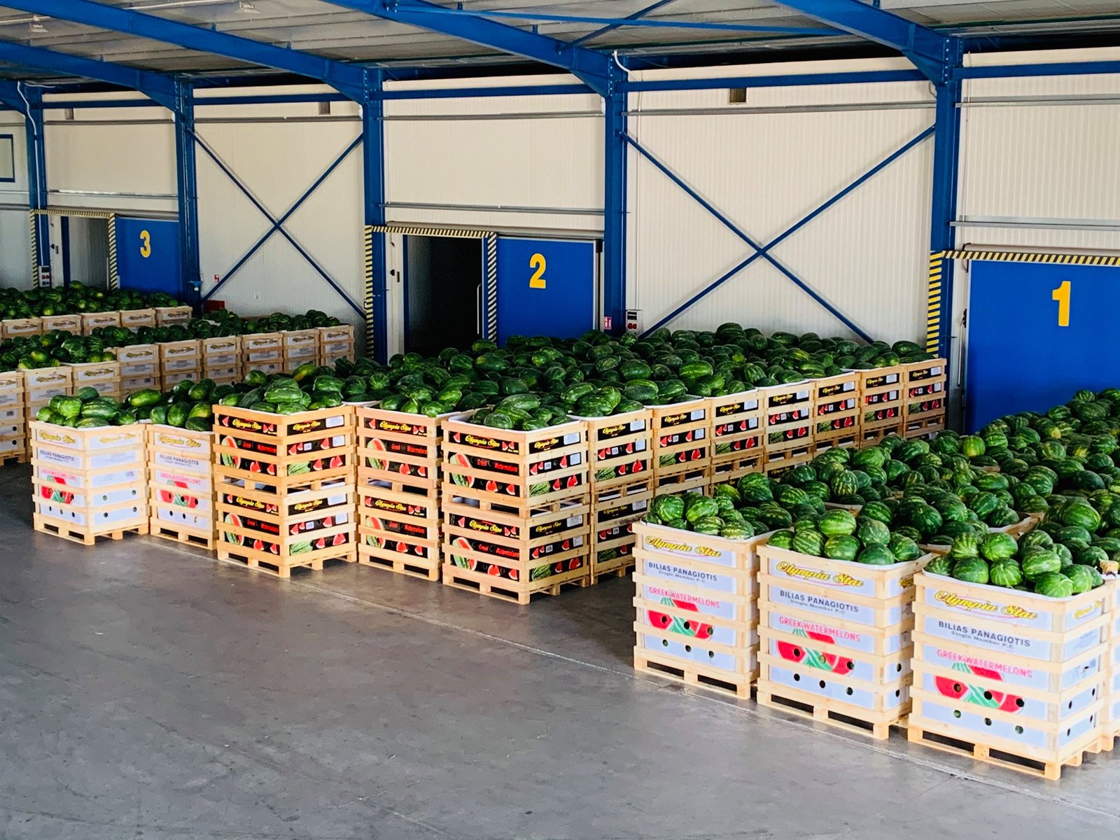 ΠΟΙΟΙ ΕΙΜΑΣΤΕ